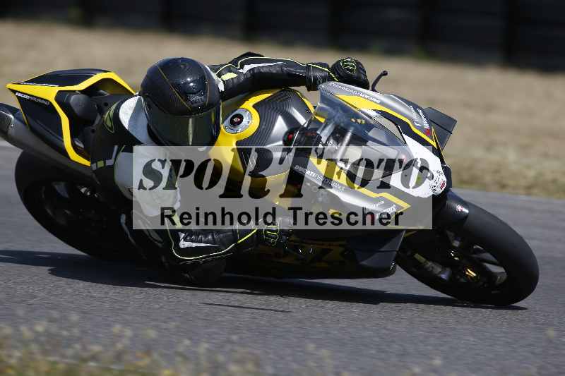 /Archiv-2023/28 05.06.2023 Moto Club Anneau du Rhin/rouge-expert/5